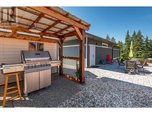 4280 20 Street Ne, Salmon Arm, BC - Outdoor With Exterior