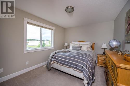 6957 Westmount Drive, Prince George, BC - Indoor Photo Showing Bedroom