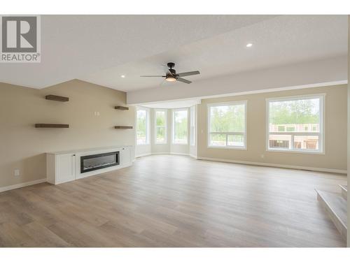 302 7000 Husband Drive, Prince George, BC - Indoor Photo Showing Living Room