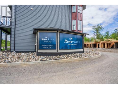 303 7000 Husband Drive, Prince George, BC - Indoor Photo Showing Garage