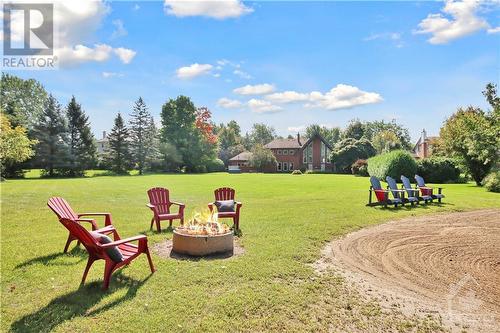 1700 Lakeshore Drive, Greely, ON - Outdoor