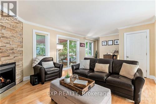 365 Greenwood Avenue, Ottawa, ON - Indoor Photo Showing Living Room With Fireplace