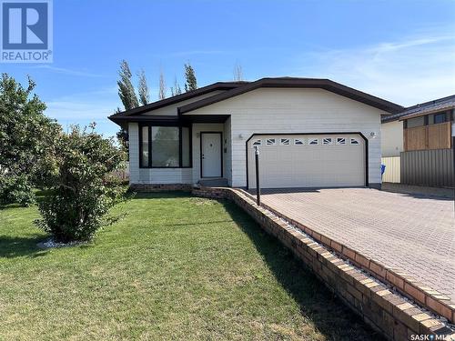 441 Petterson Drive, Estevan, SK - Outdoor