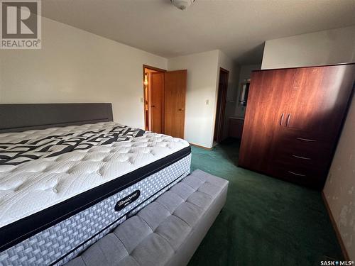 441 Petterson Drive, Estevan, SK - Indoor Photo Showing Bedroom