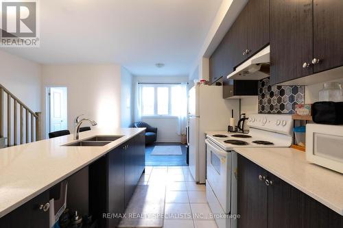 28 - 68 First Street, Orangeville, ON - Indoor Photo Showing Kitchen With Double Sink