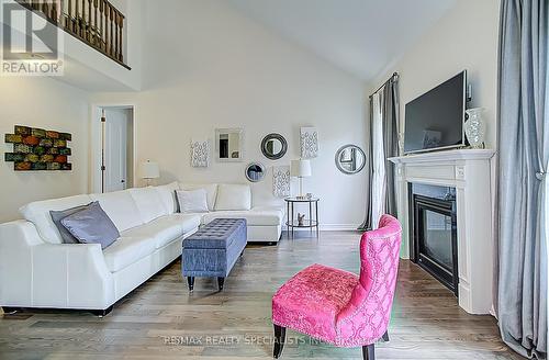 11 Seedhouse Road, Brampton (Sandringham-Wellington), ON - Indoor Photo Showing Living Room With Fireplace