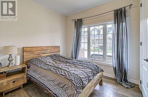 11 Seedhouse Road, Brampton (Sandringham-Wellington), ON - Indoor Photo Showing Bedroom