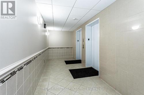 716 - 7405 Goreway Drive, Mississauga (Malton), ON - Indoor Photo Showing Other Room