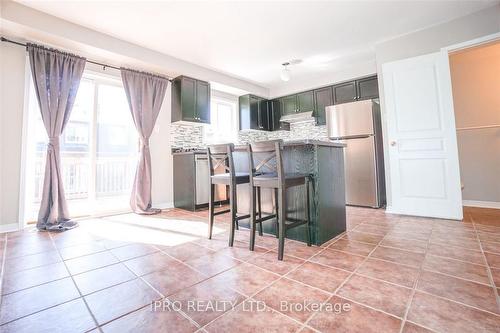 2461 Adamvale Crescent, Oakville, ON - Indoor Photo Showing Kitchen