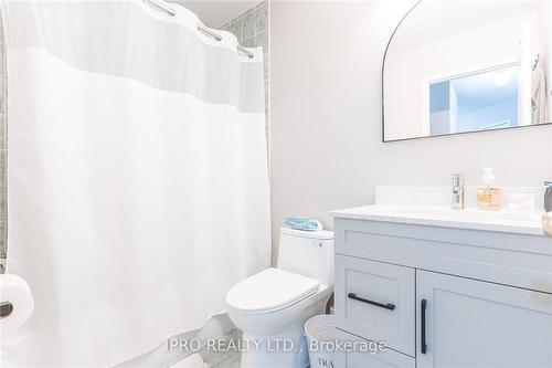 2461 Adamvale Crescent, Oakville, ON - Indoor Photo Showing Bathroom