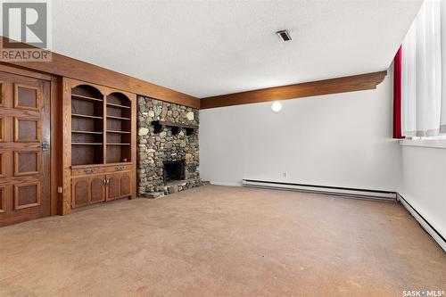 54 Lowry Place, Regina, SK - Indoor Photo Showing Other Room