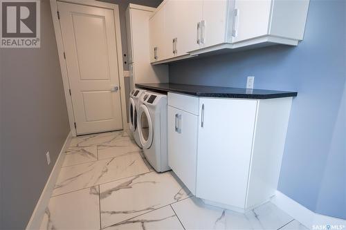 2855 Lakeview Drive, Prince Albert, SK - Indoor Photo Showing Laundry Room