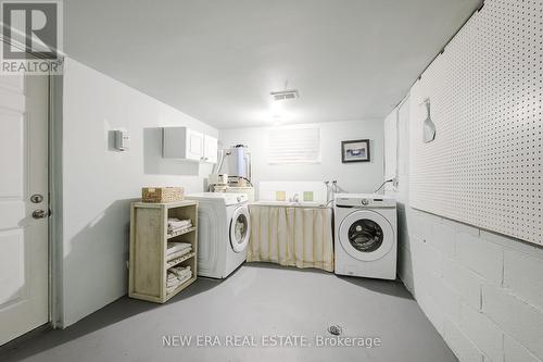 3 Fallsview Road, Hamilton, ON - Indoor Photo Showing Laundry Room