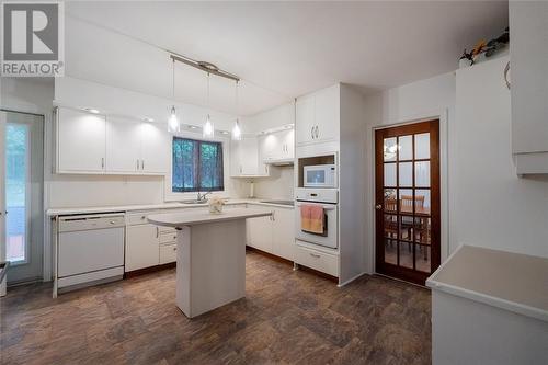 16 Glasgow Place, St. John'S, NL - Indoor Photo Showing Kitchen With Double Sink