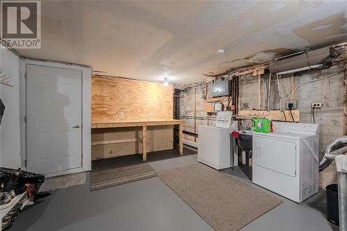 16 Glasgow Place, St. John'S, NL - Indoor Photo Showing Laundry Room