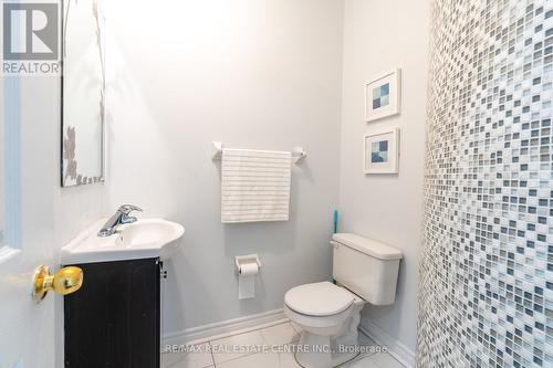 73 Pantomine Boulevard, Brampton (Bram West), ON - Indoor Photo Showing Bathroom