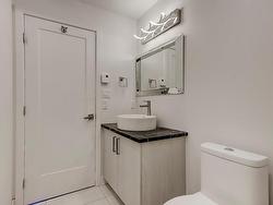 Powder room - 