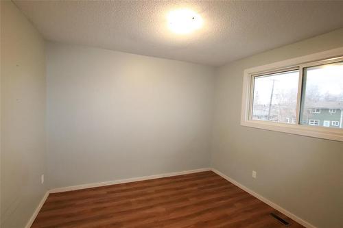 865 Tremauden Avenue, The Pas, MB - Indoor Photo Showing Other Room