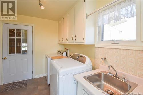 1993 Chatillon Street, Maisonnette, NB - Indoor Photo Showing Laundry Room