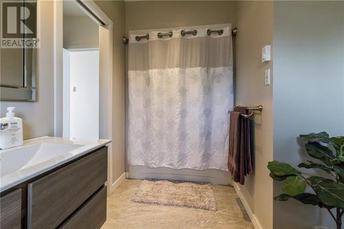 30 Acadie Street, Cocagne, NB - Indoor Photo Showing Bathroom