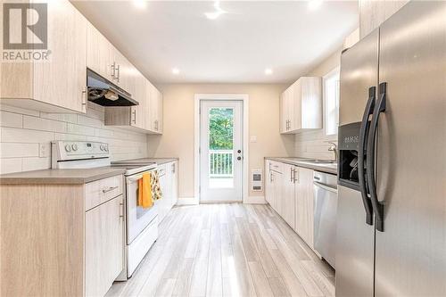 163 Bromley Avenue, Moncton, NB - Indoor Photo Showing Kitchen