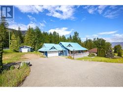 2104 Country Woods Road  Sorrento, BC V0E 2W1