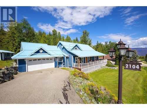 2104 Country Woods Road, Sorrento, BC - Outdoor With Deck Patio Veranda With Facade