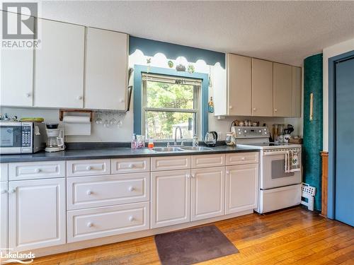 Kitchen - 27 Burnside Bridge Road, Mcdougall, ON - Indoor Photo Showing Kitchen With Double Sink