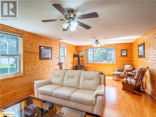 Living room overview - 27 Burnside Bridge Road, Mcdougall, ON - Indoor Photo Showing Living Room