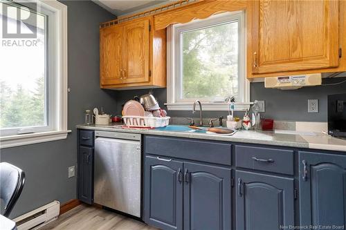 2999 Red Head Road, Saint John, NB - Indoor Photo Showing Kitchen With Double Sink