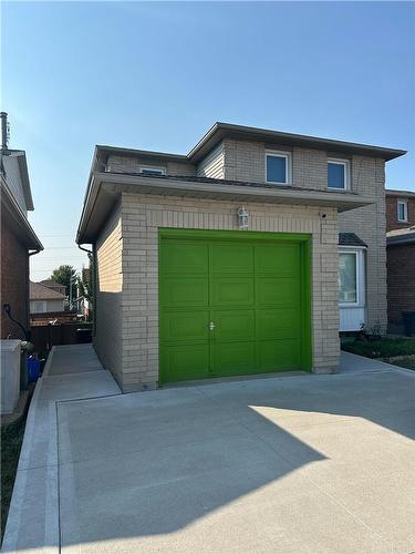 22 Amherst Circle|Unit #B, Hamilton, ON - Outdoor