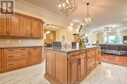 2600 Chick Court, Windsor, ON - Indoor Photo Showing Kitchen