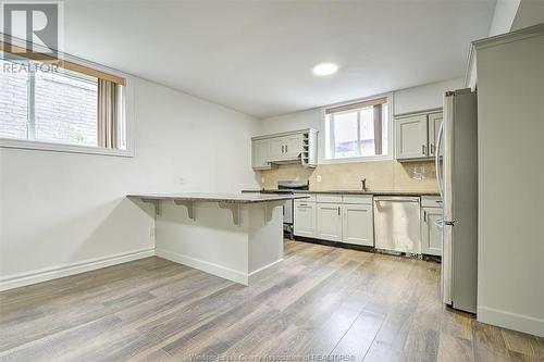 2600 Chick Court, Windsor, ON - Indoor Photo Showing Kitchen