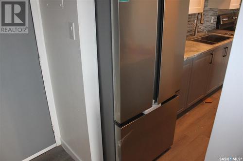 506 4045 Rae Street, Regina, SK - Indoor Photo Showing Kitchen