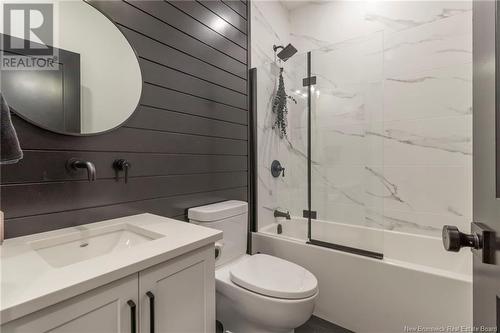 114 Blackstone, Moncton, NB - Indoor Photo Showing Bathroom