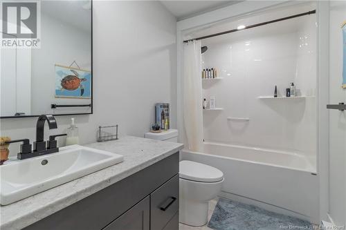 114 Blackstone, Moncton, NB - Indoor Photo Showing Bathroom