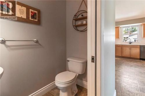 93 Burlington Avenue, Moncton, NB - Indoor Photo Showing Bathroom