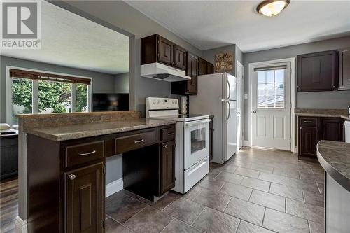 620 Dysart Street, Dieppe, NB - Indoor Photo Showing Kitchen