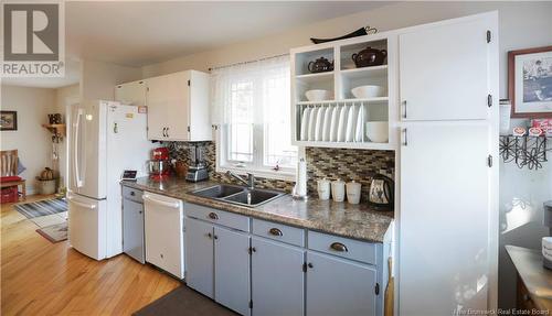 235 Highfield Avenue, Saint John, NB - Indoor Photo Showing Kitchen With Double Sink