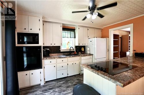 10-12 St. James Street, St. Stephen, NB - Indoor Photo Showing Kitchen