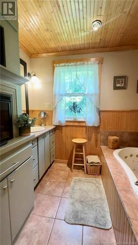 10-12 St. James Street, St. Stephen, NB - Indoor Photo Showing Kitchen