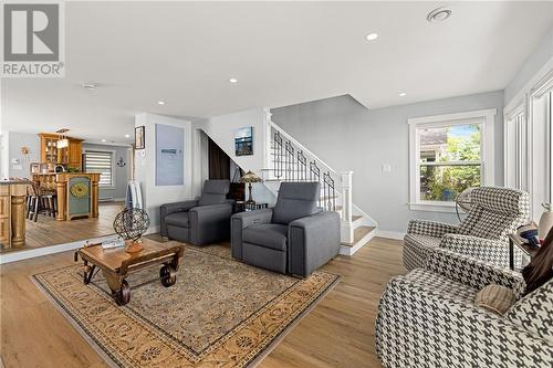 300 Pointe Des Georges, Aldouane, NB - Indoor Photo Showing Living Room