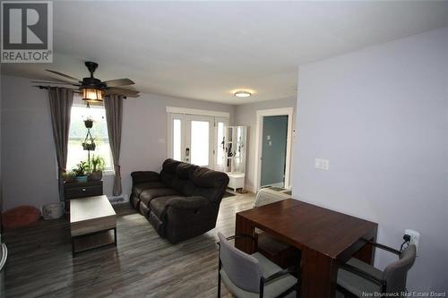 559 Main Street, Doaktown, NB - Indoor Photo Showing Living Room