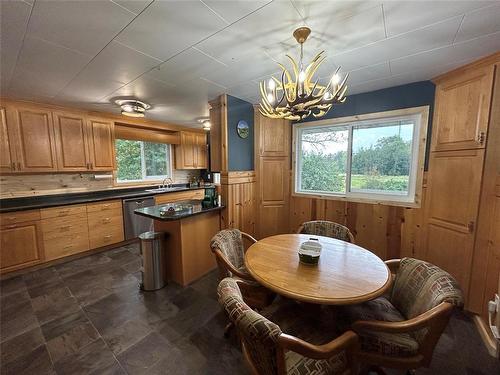 83031 308 Highway, Sprague, MB - Indoor Photo Showing Dining Room