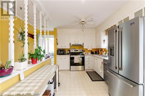 96 Hennessey Road, Moncton, NB - Indoor Photo Showing Kitchen