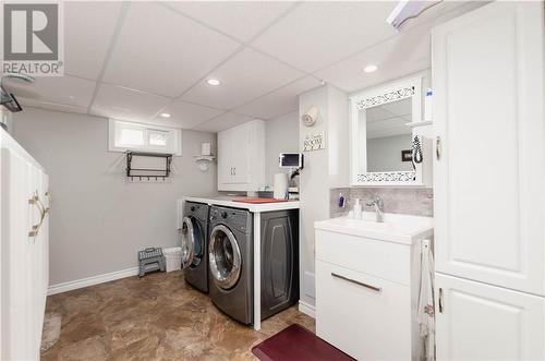 96 Hennessey Road, Moncton, NB - Indoor Photo Showing Laundry Room