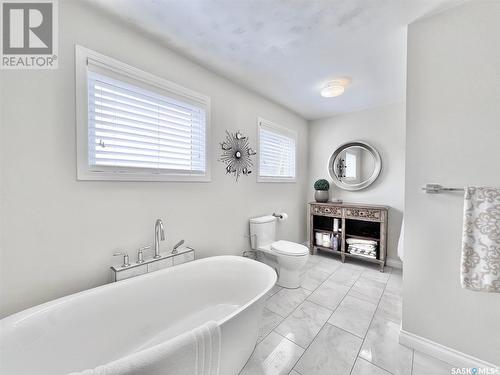 5 Poplar Place, Outlook, SK - Indoor Photo Showing Bathroom