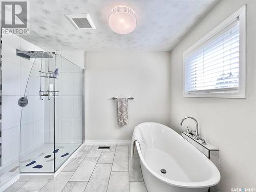 5 Poplar Place, Outlook, SK - Indoor Photo Showing Bathroom