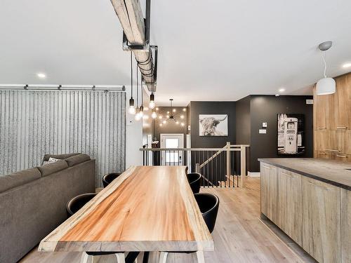 Dining room - 118 Rue Des Cuivres, Saint-Colomban, QC - Indoor