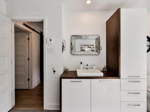 Ensuite bathroom - 118 Rue Des Cuivres, Saint-Colomban, QC - Indoor Photo Showing Other Room